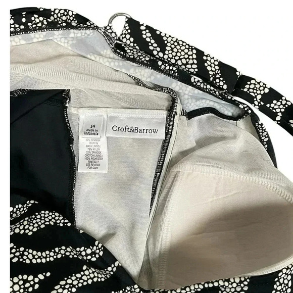 Croft & Barrow Swim Suit One Piece Size 14 Black and White Adjustable Straps - Picture 8 of 9
